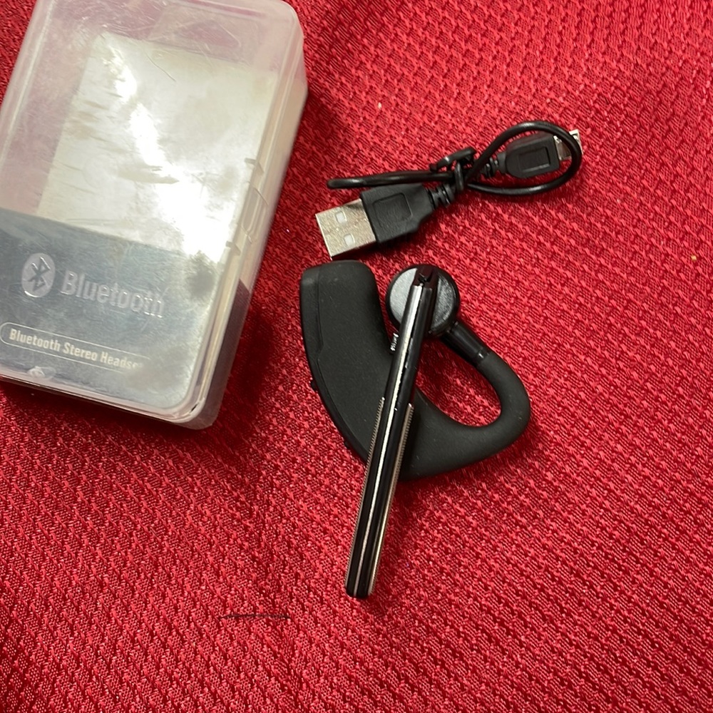 Bluetooth stereo headset